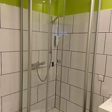 Michel 4*